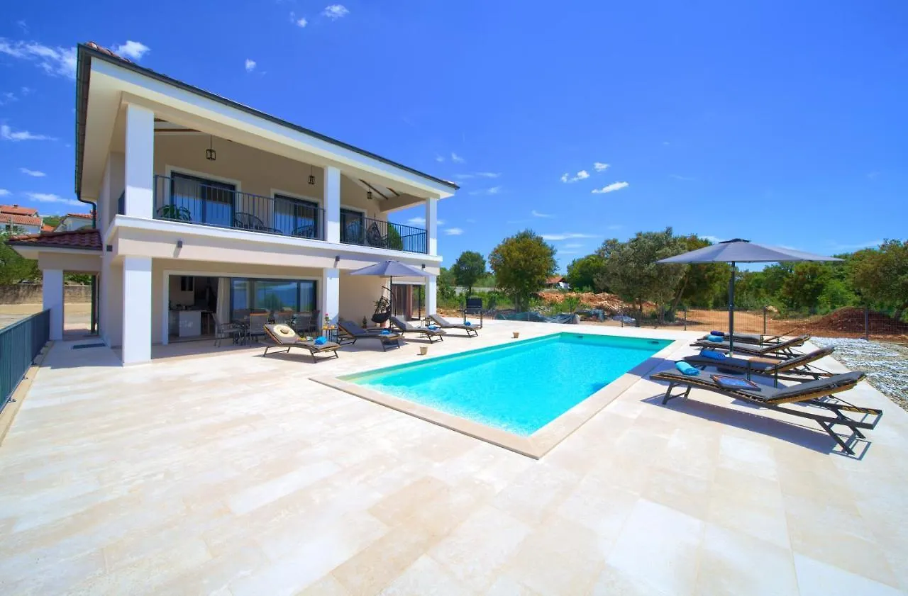 Villa Magnifica With Pool Pinezici  0*, Pinezici (Krk)