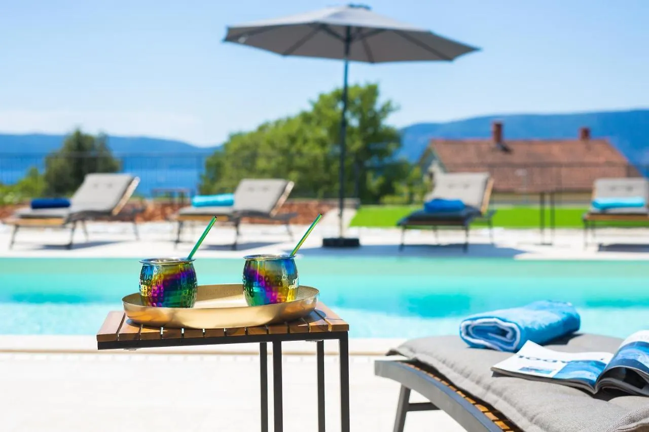 Villa Magnifica With Pool Pinezici  Pinezici (Krk)