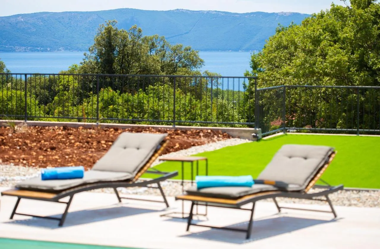 Villa Magnifica With Pool Pinezici  0*, Pinezici (Krk)