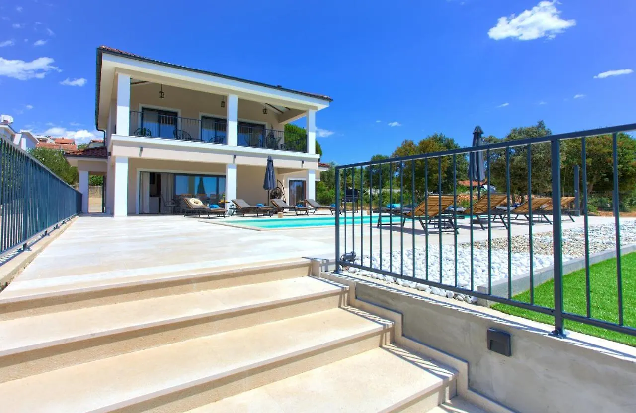 Villa Magnifica With Pool Pinezici  0*, Pinezici (Krk) Croatia